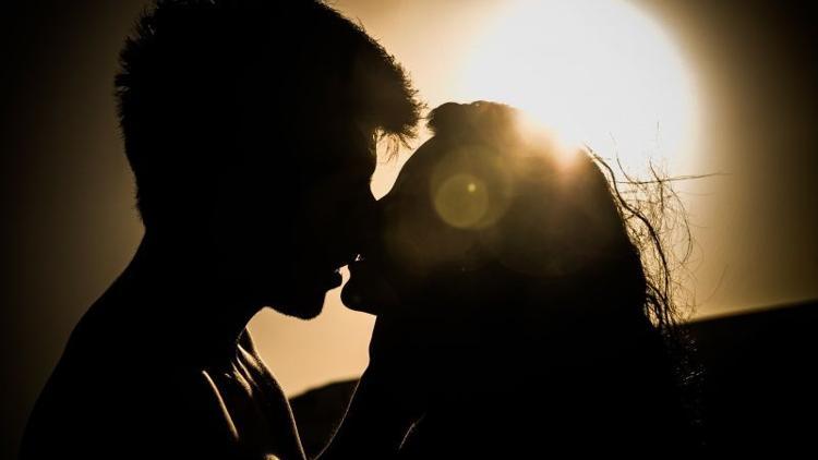 Aşk hormonu (oksitosin) nedir?