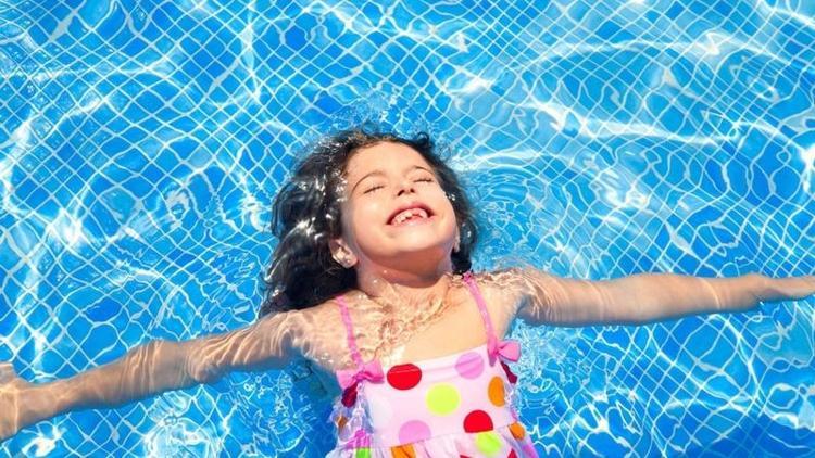 Dış kulak iltihabı neden olur? Korunmak için ne yapmak gerekir?