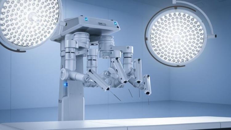 Böbrek reflüsünde en yeni yöntem: Robotik cerrahi