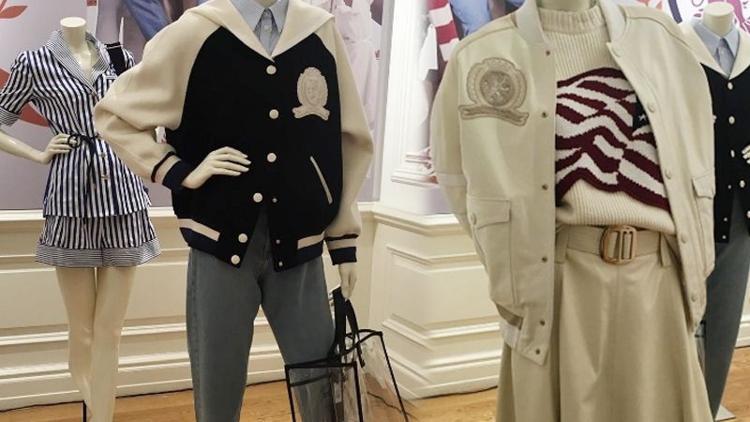 Tommy Hilfiger İlkbahar 2020 koleksiyonunu tanıttı