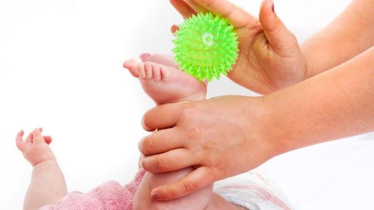 Bebeğinizin çok seveceği küçük oyun aktiviteleri