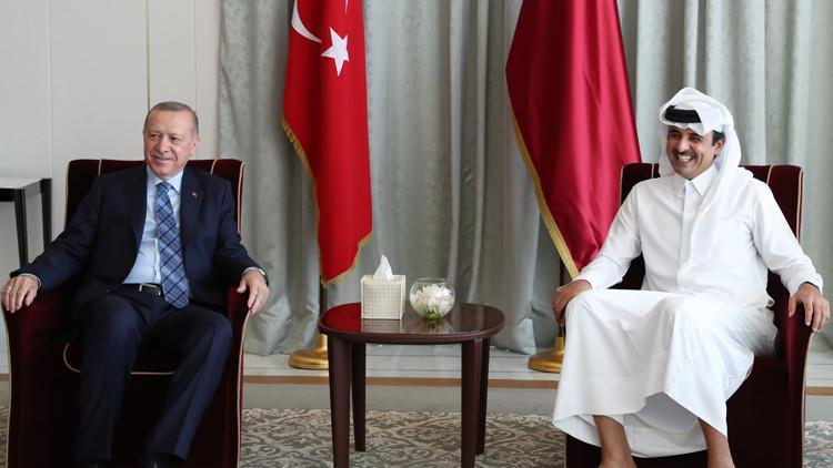 Cumhurbaşkanı Erdoğan'dan Katar'da önemli görüşme