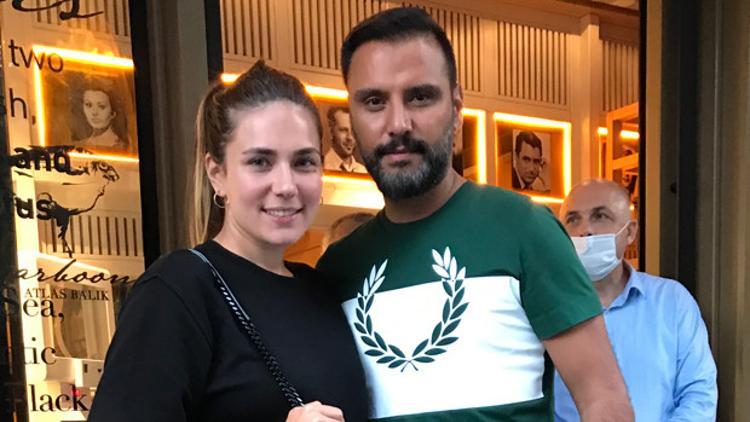 Yeni arabayla tatile gidecekler!