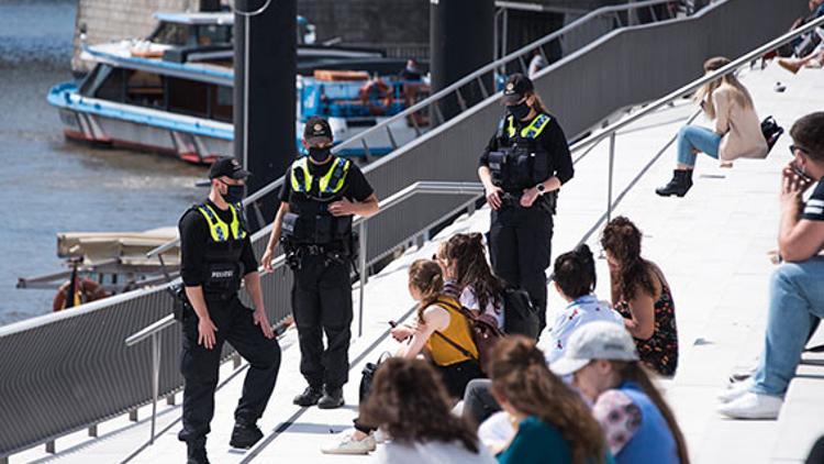 Polis teşkilatında ırkçı eğilim kavgası