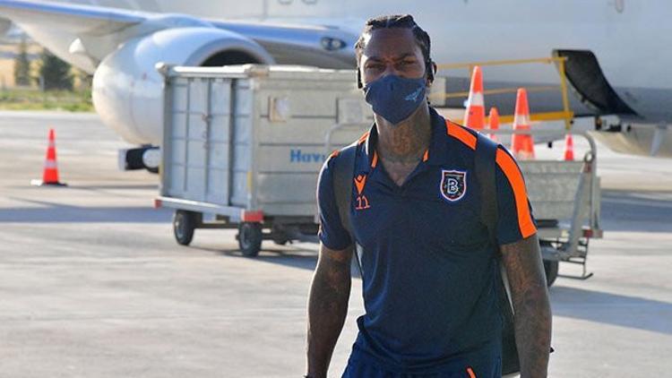 Transfer haberleri | Eljero Elia: "Havaalanında uçuşu bekliyordum, uçağa binmedim..."