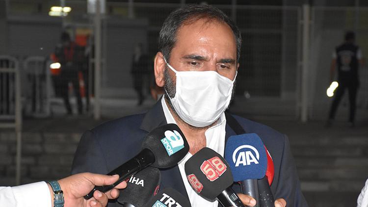 Son Dakika | Sivasspor Başkanı Mecnun Otyakmaz: "Rıza hocamız devam edecek"