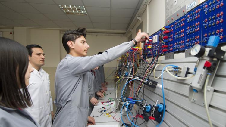 30 teknik lisede AR-GE merkezi kuruldu