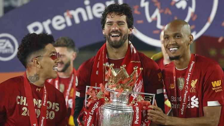 Fabinho'nun evi soyuldu! Liverpool şampiyonluk kutlarken...