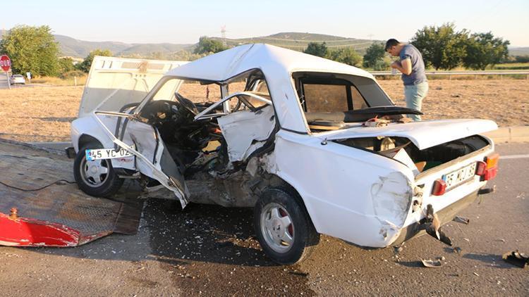 İzmir'deki kazada dede öldü, torunu yaralı  