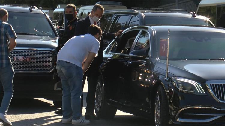 Cumhurbaşkanı Erdoğan, taksi ve minibüs şoförleriyle sohbet etti