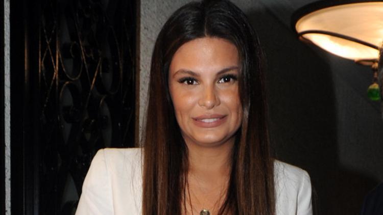 Almeda Abazi: Televizyonu özledim