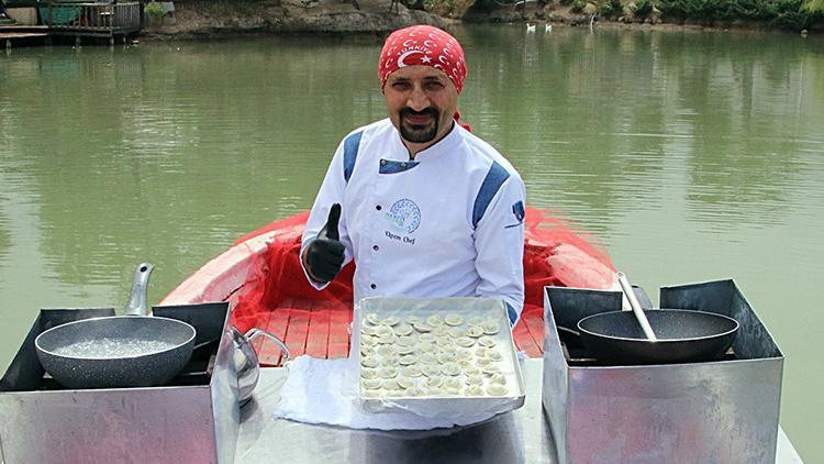 Otlarla hazırlanan Düzce mantısı beğeni topladı