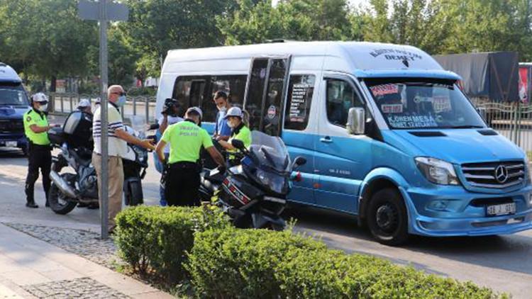 Ankara'da dolmuş ve minibüslerde 'koronavirüs' denetimi