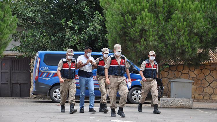 Dolandırıcılık şüphelisi tutuklandı, 3 bin 150 lira korona cezası da uygulandı