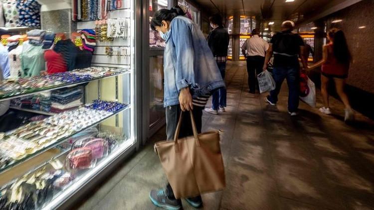 Rusya'da Covid-19 vaka sayısı 828 bini geçti