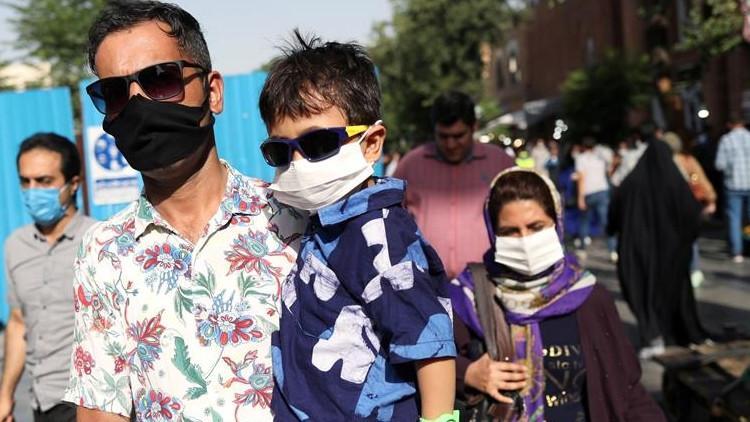 İran'da Covid-19 nedeniyle son 24 saatte 196 kişi hayatını kaybetti