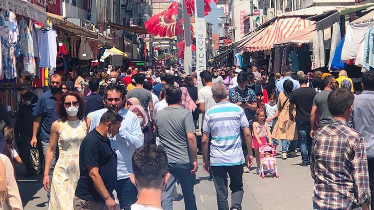 Adapazarı'nda bayram alışverişi yoğunluğu