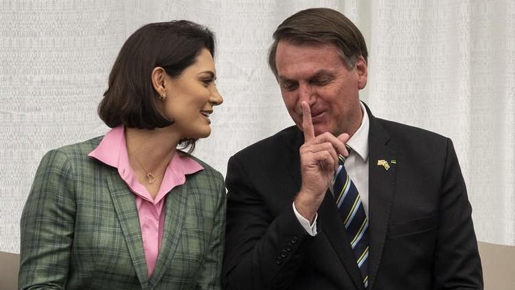 Brezilya Devlet Başkanı Bolsonaro'nun eşinde Covid-19 tespit edildi