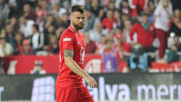 Antalyaspor'dan Celustka için "Seni unutmayacağız" mesajı