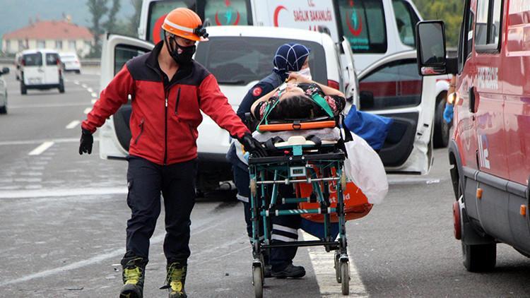 Son dakika haberi: Bolu'da TEM Otoyolu'nda kaza: Çok sayıda yaralı