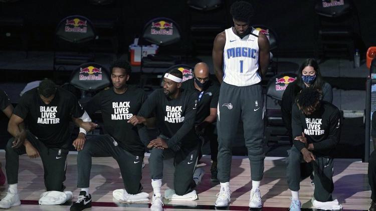 "Siyahilerin Hayatı Önemlidir" tişörtünü giymedi, diz çökmedi! Jonathan Isaac...