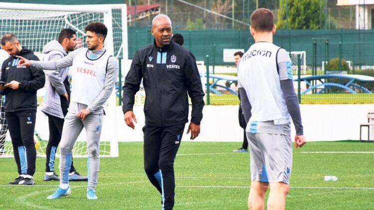 Eddie Newton ilk teknik direktörlük deneyimini Trabzonspor'da yaşayacak