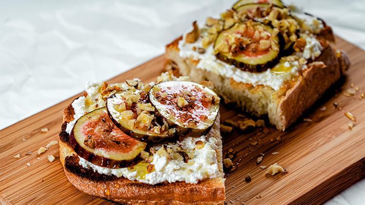 Farklılık Arayanlara: İncir Tost!