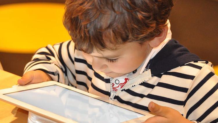 Çocuklarımızı internet bağımlılığından nasıl kurtarabiliriz?