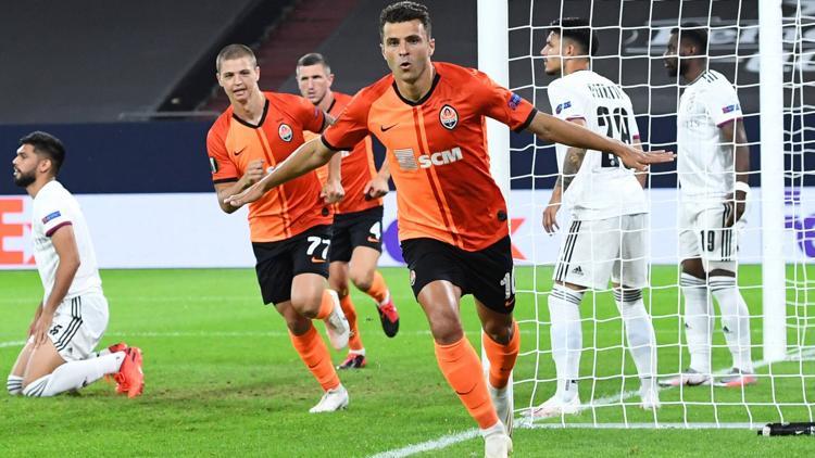 UEFA Avrupa Ligi'nde yarı finale Shakhtar ve Sevilla yükseldi