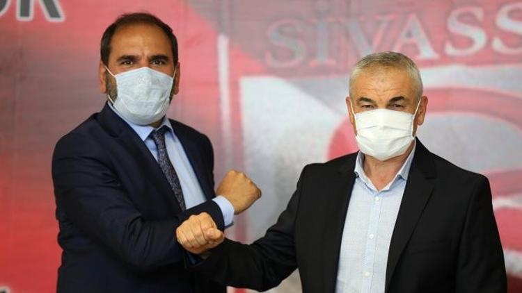 Sivasspor, Rıza Çalımbay ile sözleşme yeniledi! Robin Yalçın transferi açıklandı...