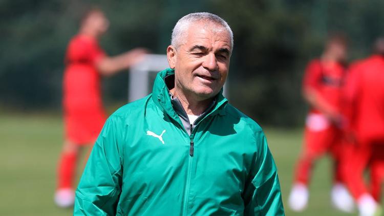Sivasspor TD Rıza Çalımbay: "21 takımlı lig çok zor olacak..."
