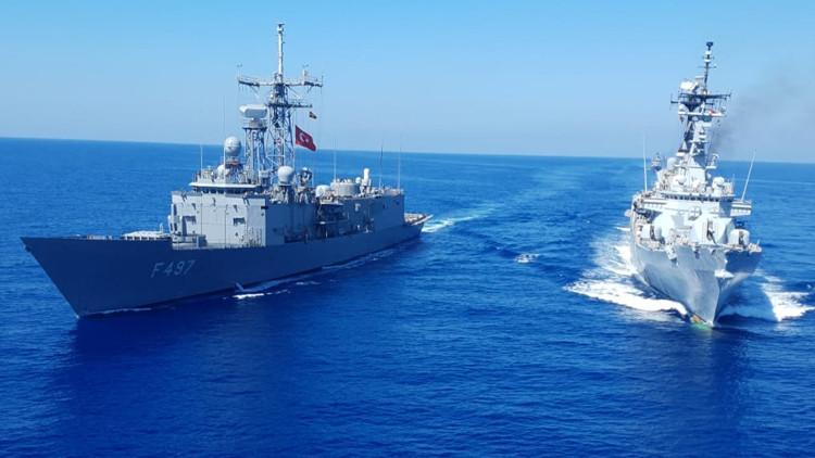 Son dakika haberi... MSB paylaştı: Doğu Akdeniz'de geçiş eğitimleri icra edildi