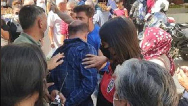 Pazarda cüzdan çaldı, kaçarken esnaf yakaladı