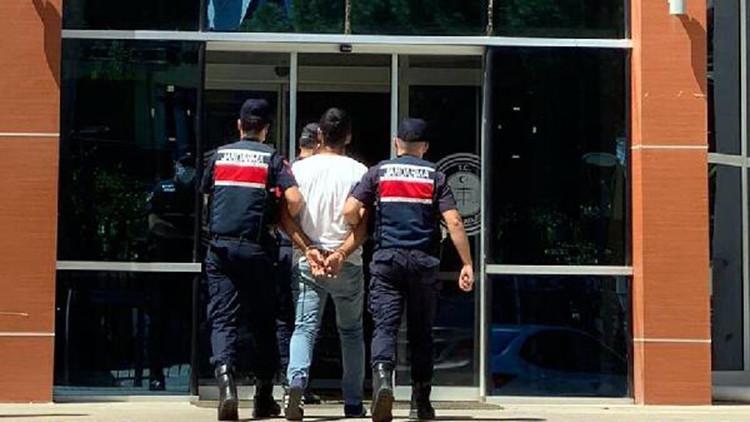 İzmir'de uyuşturucu operasyonu: 2 gözaltı