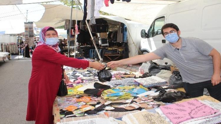 Tıp Fakültesini kazandığını pazarcı tezgahında öğrendi