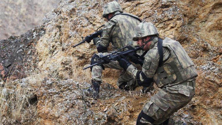 Son dakika haberler... İçişleri Bakanı Soylu: 1'i turuncu, 2'si gri kategoride 5 terörist etkisiz hale getirildi