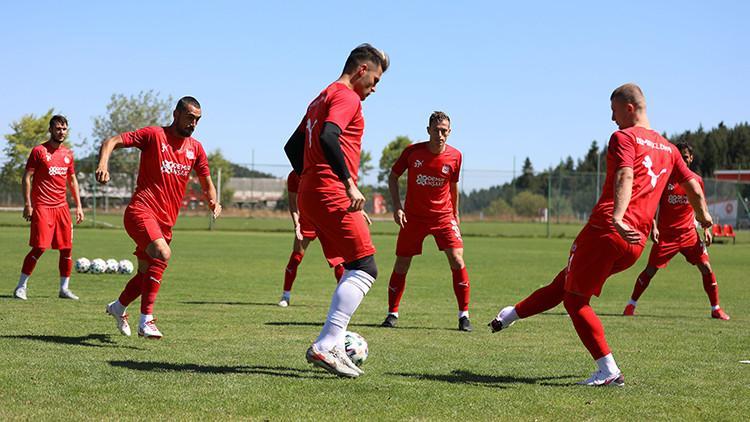 Demir Grup Sivasspor'da forma numaraları belli oldu