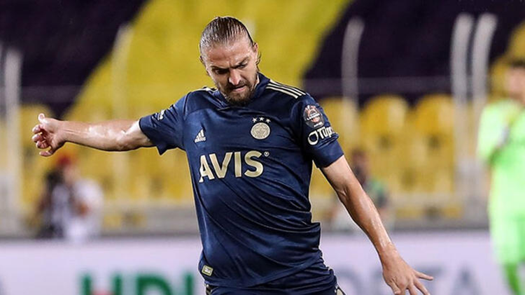 Fenerbahçe'de Caner Erkin'den şampiyonluk yorumu!