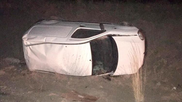 Sivas'ta otomobil devrildi: 6 yaralı
