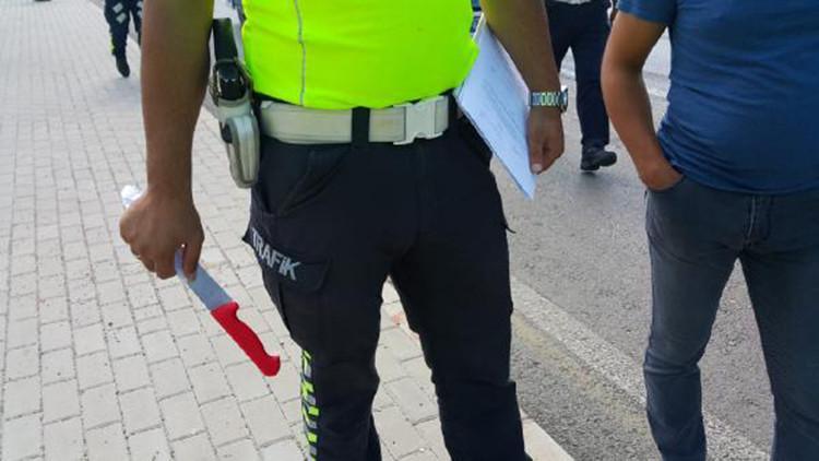 Dron destekli trafik denetiminde maske ve kimliksiz yolcuda ekmek bıçağı çıktı