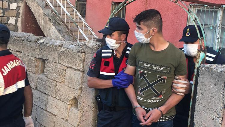 Jandarma ekipleri DEAŞ üyesi 2 kişiyi yakaladı