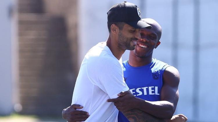 Manuel da Costa, Trabzonspor'la vedalaştı!