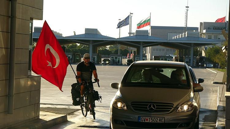 Almanya'dan Türkiye'ye 42 gün pedal çevirdi, 18 kilo verdi
