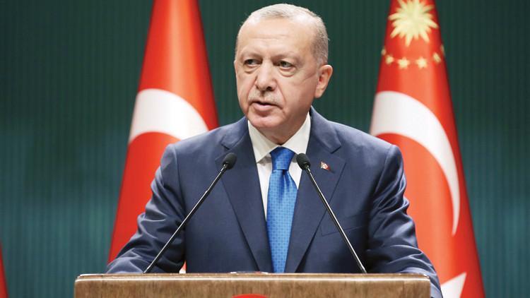 Son dakika haberler... Cumhurbaşkanı Erdoğan mesaj gönderdi: "Aşağılamalara, hakaretlere rağmen imam hatip okulları dimdik ayaktadır"