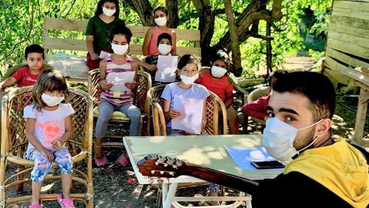 Köy çocuklarına ‘abi’ desteği