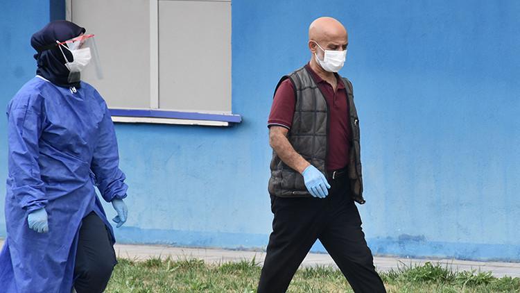 Koronavirüslü olmasına rağmen, dükkanını açtı! KYK yurduna yerleştirildi
