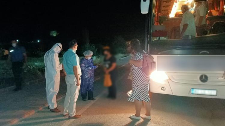 Koronavirüs hastası kadın yolcu otobüsünde yakalandı!