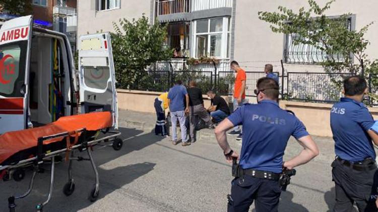 Kartal'da tartıştığı kişiyi bacağından vurdu; Silahı atarak kaçtı