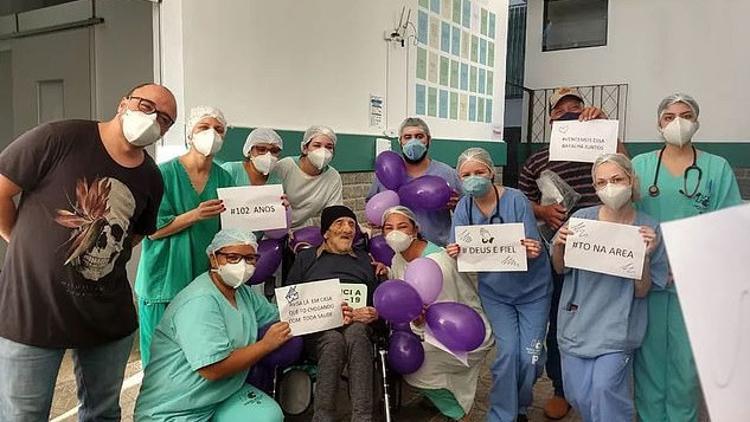 Brezilya'da 102 yaşındaki adam koronavirüse meydan okudu!