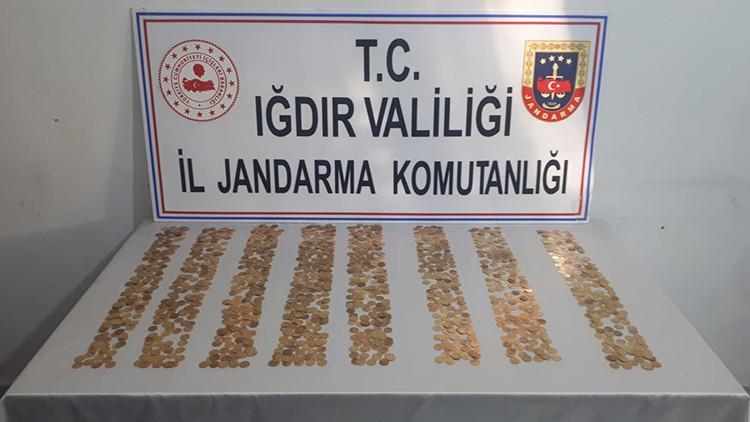 Iğdır'da 1005 adet tarihi sikke ele geçirildi
